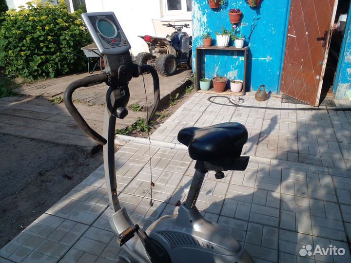 Велотренажер бу