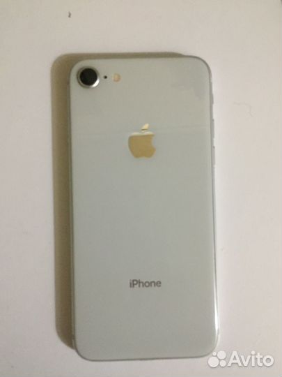 iPhone 8, 64 ГБ