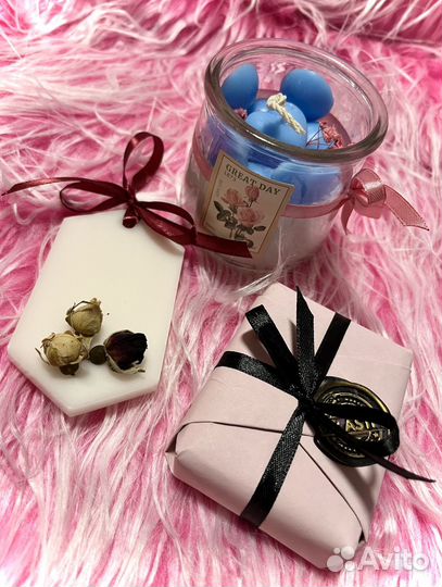 Набор (парфюмированное мыло, маски, бальзам)