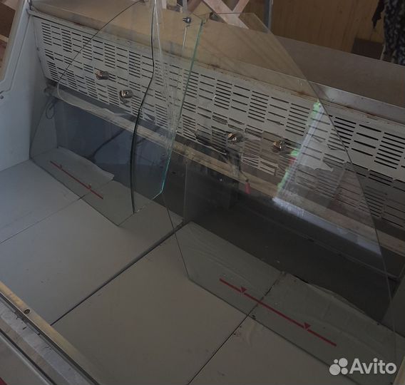 Холодильник витрина