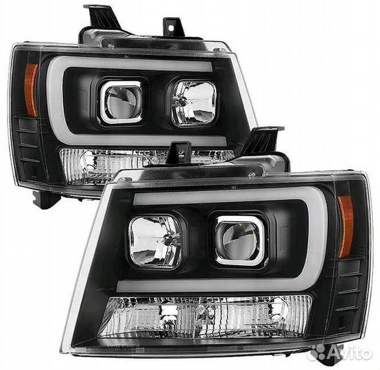 Передние фары Шевроле Тахо 2007-2014