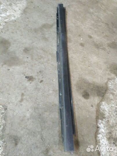 Накладка порога наружняя правая LADA Priora