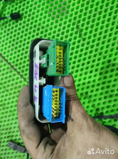 Проводка двери передней левой правой Peugeot 308