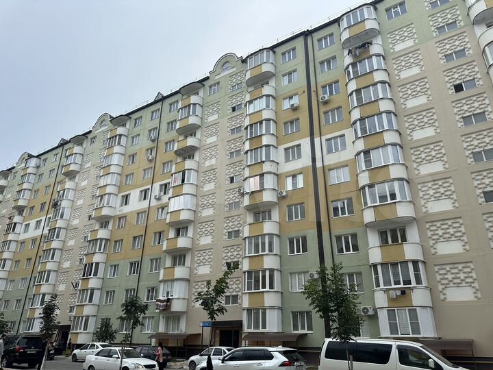 2-к. квартира, 76 м², 5/10 эт.