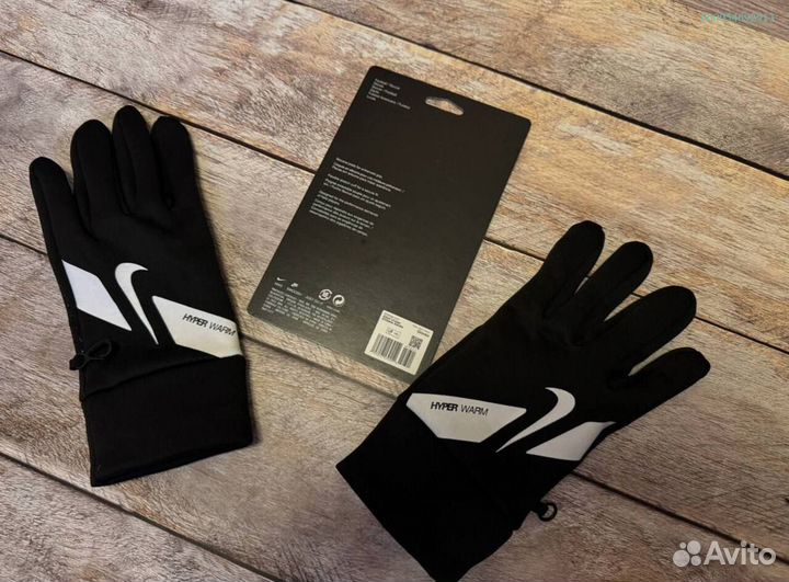 Перчатки Nike HyperWarm
