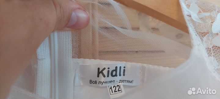 Платье для девочки праздничное 122