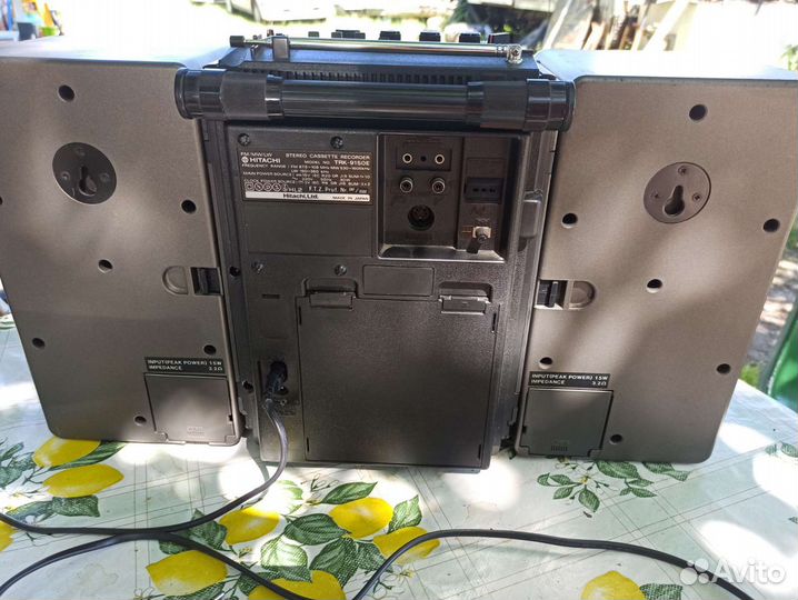 Магнитола Hitachi TRK-9150E