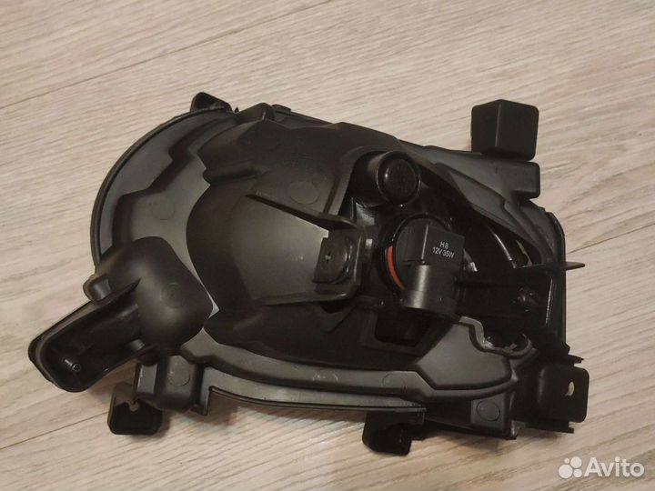 Противотуманная фара Kia ceed/jd