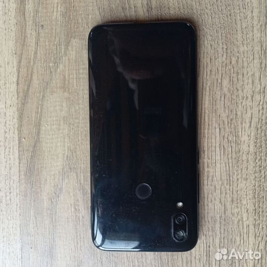 Xiaomi Redmi 7, 3/32 ГБ