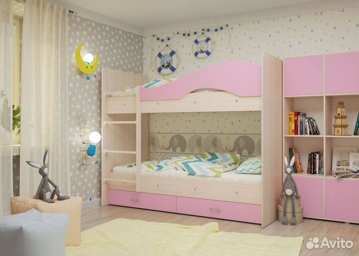 Детская двухъярусная кровать