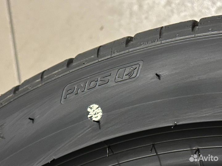 Pirelli P Zero Gen-2 Noise cancelling system 275/40 R22 107Y