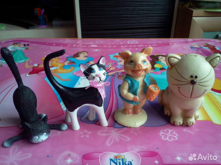 Новогодние сувениры и др