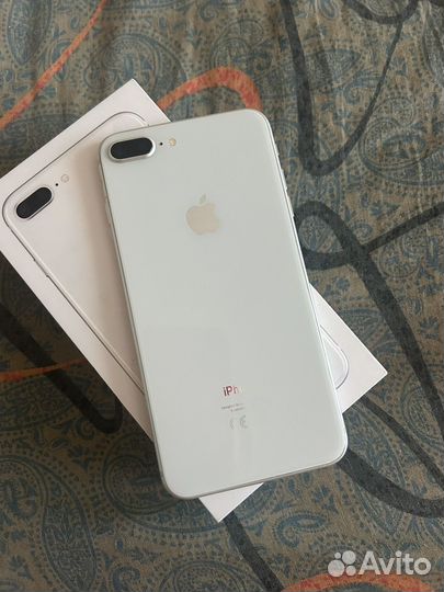 iPhone 8 Plus, 64 ГБ