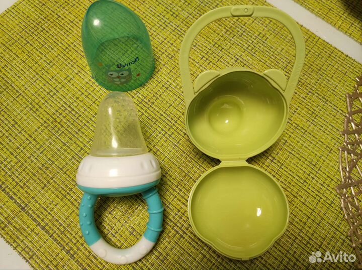 Посуда детская, бутылочки, ниблер, футляр соски