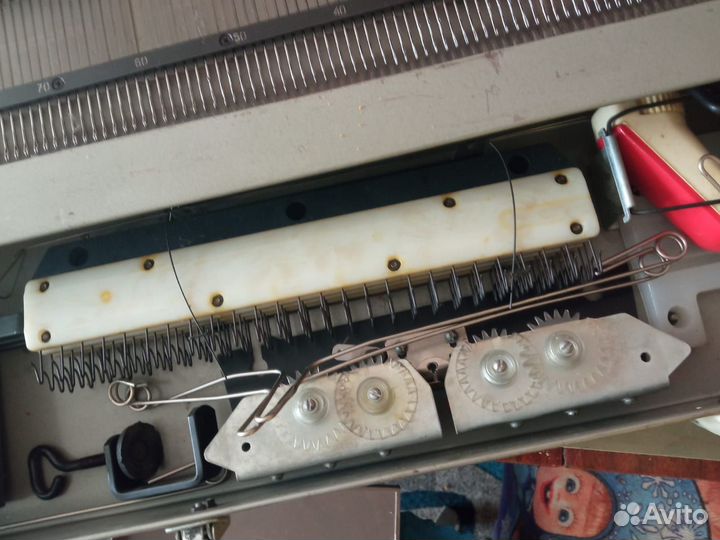 Вязальная машина нева 5