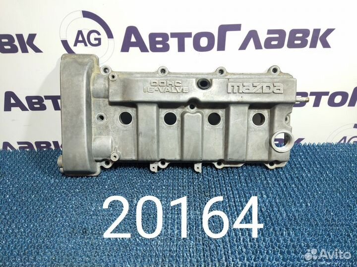 Крышка клапанов Mazda Capella