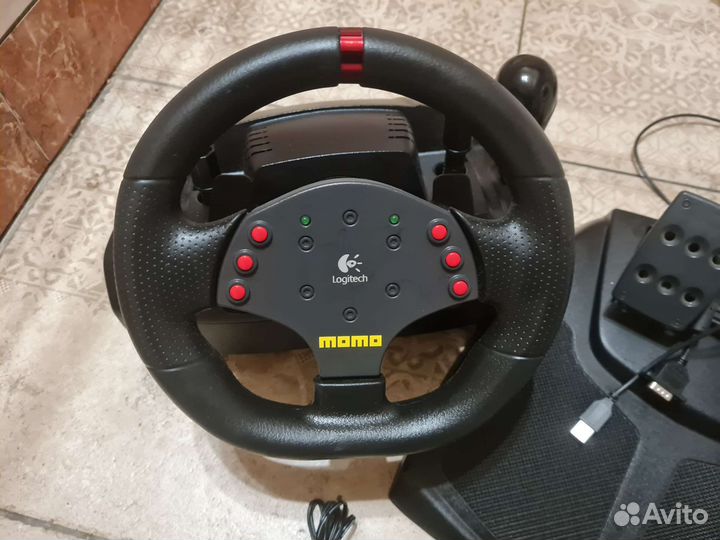 Игровой руль logitech momo racing с кпп