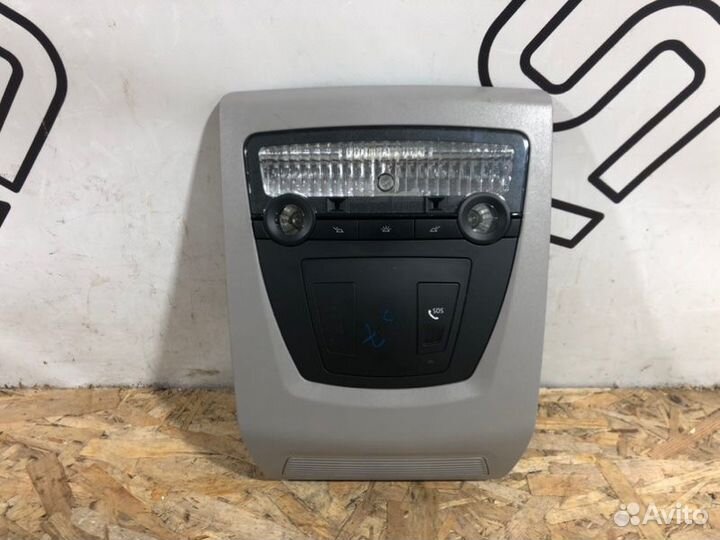 Плафон подсветки салона Bmw 5-Series F10