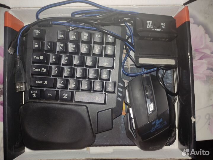 Игровая клавиатура и мышь для телефона