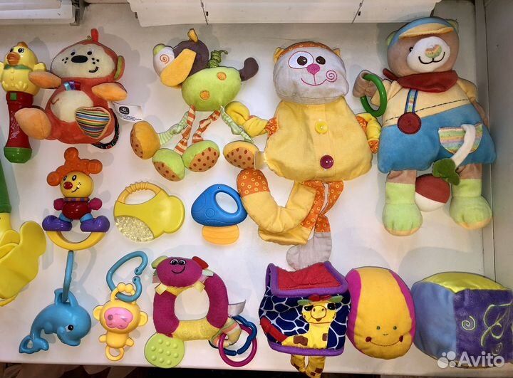 Развивающие игрушки погремушки пакетом