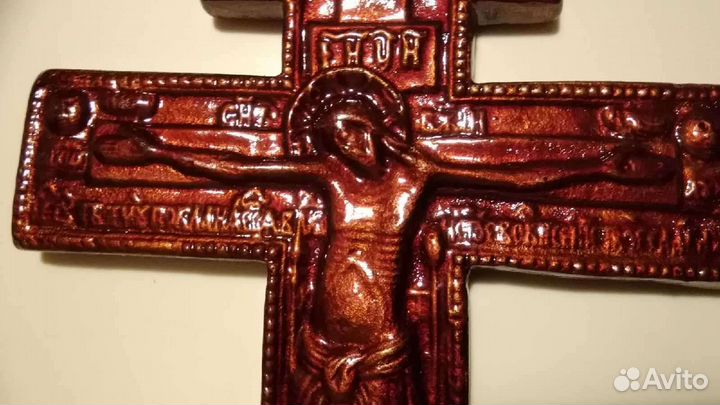 Крест настенный
