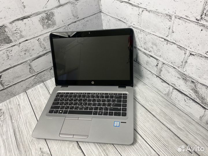 Сенсорный ноутбук HP\i5-6200\8 gb\256 gb m.2 SSD