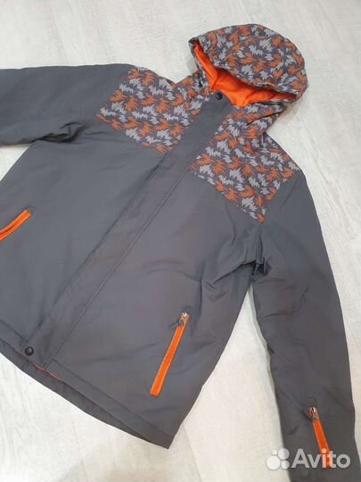 Горнолыжная куртка