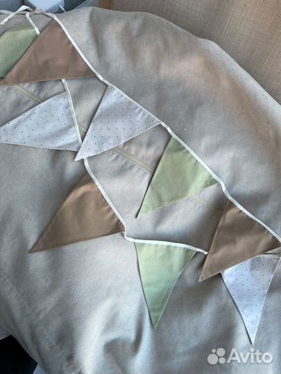 Гирлянда для детской из 9 флажков