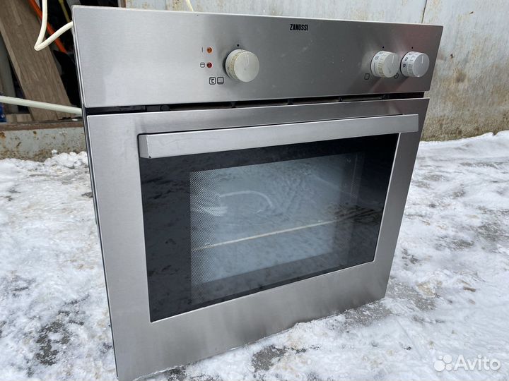 Духовой шкаф zanussi