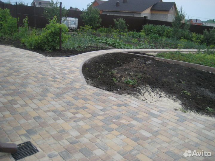 Укладка тротуарной плитки
