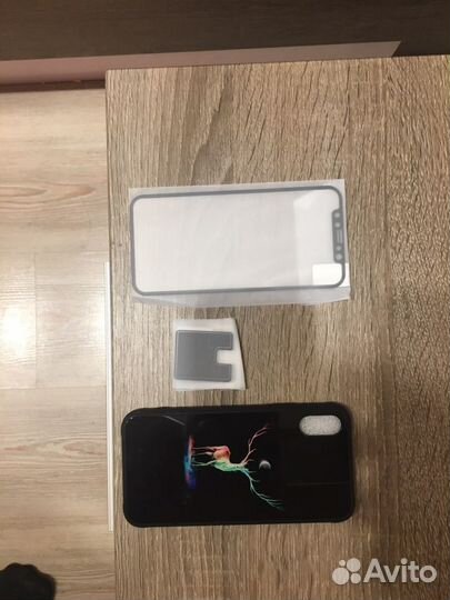 Продам стекло для айфона XS