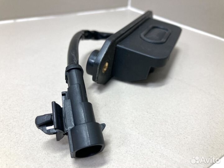 Кнопка открытия багажника Chery Tiggo 4 FL