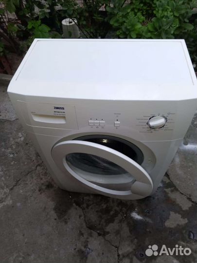 Zanussi 3.5кг 34см стиральная машина бу