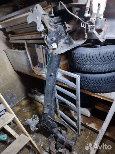 Задняя балка в сборе Рено Меган II