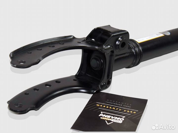 Амортизатор для Volkswagen Touareg II передний левый