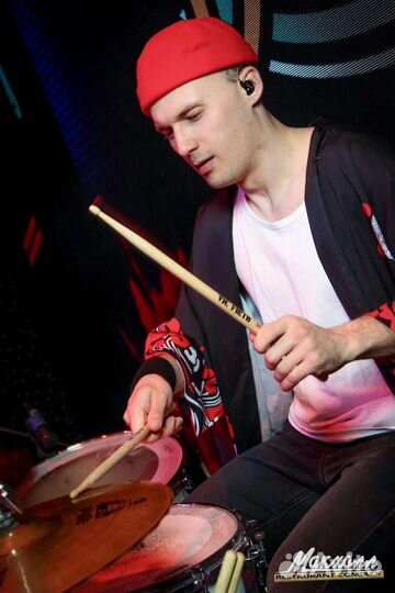 Уроки игры на барабанах