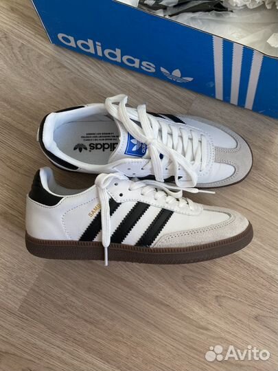 Кроссовки adidas samba