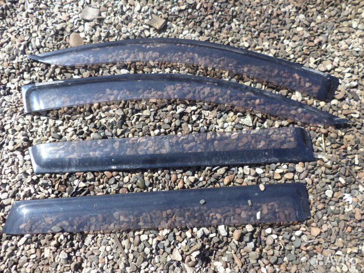 Ветровики комплект Toyota Corolla Fielder NZE141