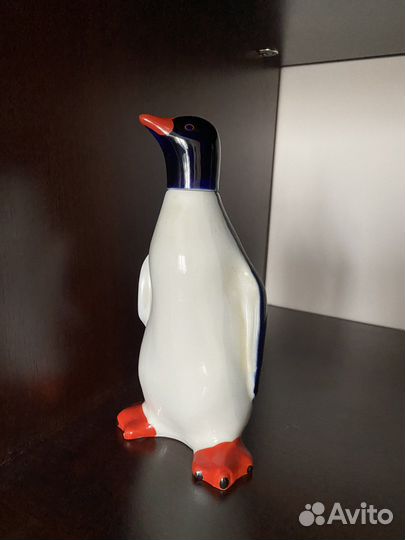 Статуэтка-бутылка