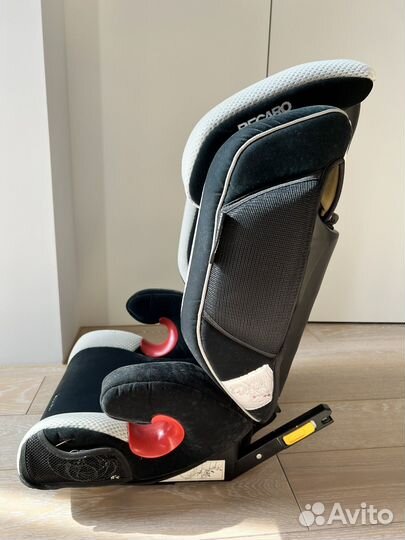 Автокресло Recaro monza nova