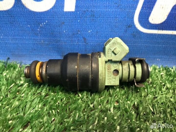 Форсунка Bmw 5 E39 2.0 M52 (2000CC / 110KW)