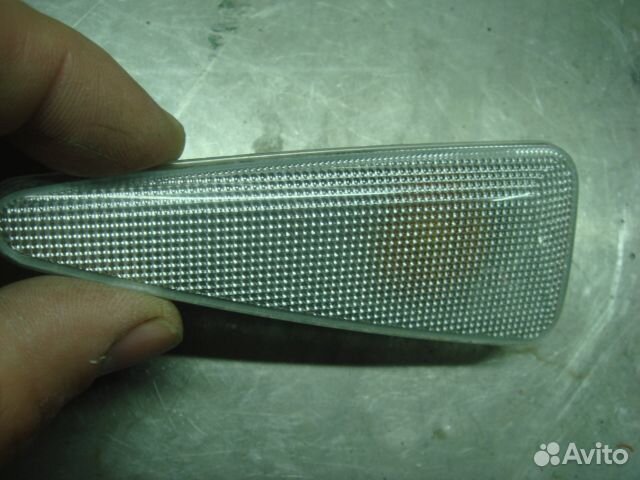 Сандеро Повторитель в крыло левый Sandero 2009-14