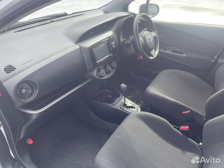 Toyota Vitz 1.0 CVT, 2019, 61 000 км