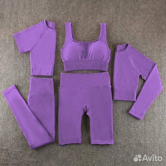 Спортивный костюм