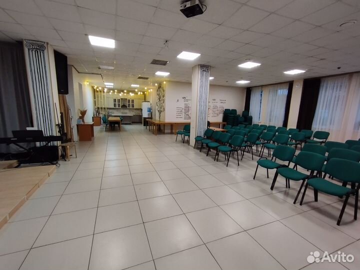 Аренда помещения почасовая: Зал / Кухонная зона