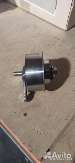 Ролик натяжной Mazda BT50 Ford Ranger aTU054B14