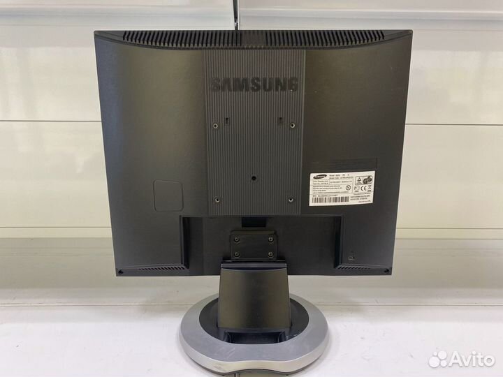 Монитор Samsung 920N