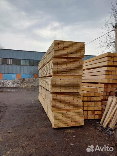 Обрезная доска из ели 25х200х6 по Ростовской обл