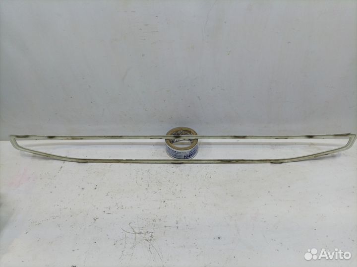 Молдинг решетки радиатора передний Ford Ecosport