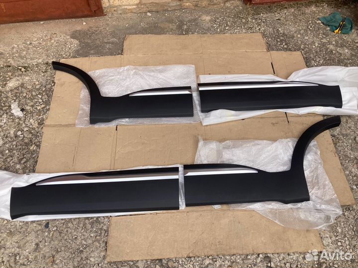 Молдинг двери новый оригинал Chery Tiggo 4